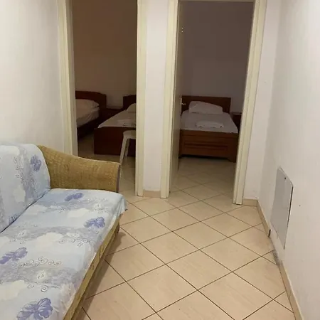 Centre Hostel *